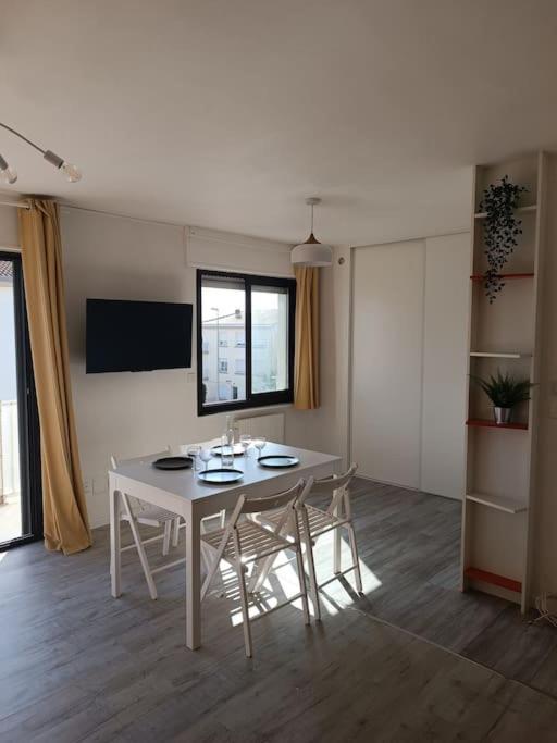 Grand Studio Avec Balcon En Bord De Mer Palavas-les-Flots Luaran gambar